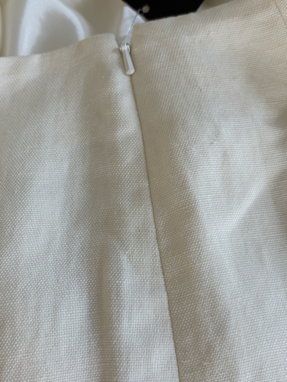 Dana Buchman dressy Cream Textured Pants - Picture 4 of 9